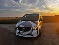 Gul Begagnad 2018 Mercedes Vito Minibuss | 129 116 kr