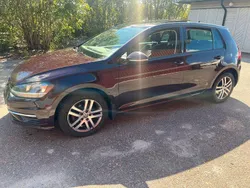 Mörkröd (röd) Begagnad 2017 VW Golf VII Halvkombi | 105 000 kr (Superpris)
