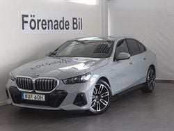 Grå Begagnad 2024 BMW 530e M Sport Sedan | 619 000 kr (Bra pris)