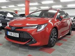 Röd Begagnad 2021 Toyota Corolla Style Kombi | 244 500 kr (Bra pris)