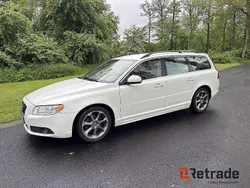 Vit Begagnad 2011 Volvo V70 Momentum Kombi | 1 000 kr