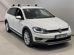 Vit (pure white) Begagnad 2019 VW Golf Alltrack Kombi | 159 900 kr (Marknadspris)