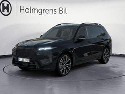 Svart Begagnad 2025 BMW X7 M Sport SUV | 1 510 800 kr
