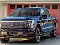 Begagnad 2023 Ford F-150 Lariat Pickup | 1 868 750 kr