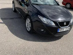Svart Begagnad 2010 Seat Ibiza Style Halvkombi | 33 000 kr (Marknadspris)