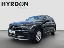 Svart Begagnad 2023 VW Tiguan SUV | 319 900 kr (Bra pris)