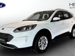 Frozen white Begagnad 2022 Ford Kuga Titanium SUV | 259 900 kr (Marknadspris)
