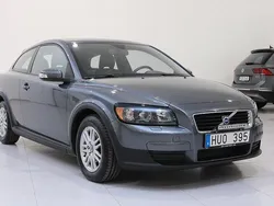 Grå Begagnad 2008 Volvo C30 Kinetic Halvkombi | 44 900 kr (Marknadspris)