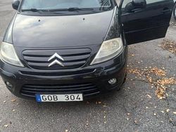 Svart Begagnad 2010 Citroën C3 Halvkombi | 25 000 kr (Bra pris)