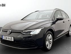 Mörkgrå Begagnad 2024 VW Golf VIII Kombi | 294 900 kr (Marknadspris)