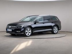 Svart Begagnad 2022 VW Passat Kombi | 295 000 kr (Bra pris)