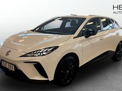 Vit (white) Begagnad 2023 MG MG4 EV Halvkombi | 249 900 kr (Lite dyr)