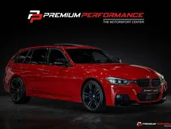 Röd (melbourne red metallic) Begagnad 2015 BMW 335 M Performance Kombi | 349 900 kr