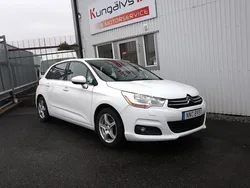 Vit Begagnad 2012 Citroën C4 Halvkombi | 44 000 kr (Marknadspris)