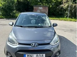 Grå Begagnad 2015 Hyundai i10 Halvkombi | 59 000 kr (Marknadspris)