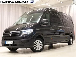 Svart (deep black pärleffekt) Begagnad 2021 VW Crafter Van | 549 900 kr (Dyr)