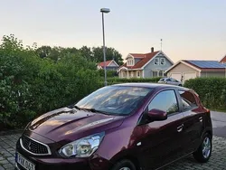 Röd Begagnad 2016 Mitsubishi Space Star Kombi | 42 000 kr (Marknadspris)