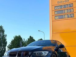 Svart Begagnad 2012 BMW 320 M Sport Sportkupé | 146 000 kr