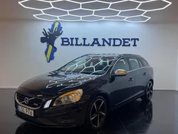 Svart Begagnad 2011 Volvo V60 R-Design Kombi | 74 900 kr (Marknadspris)