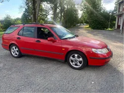 Röd Begagnad 2005 Saab 9-5 Linear Kombi | 25 000 kr (Marknadspris)