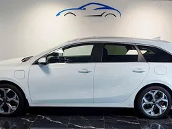 Vit Begagnad 2021 Kia Ceed Sportswagon 2 Kombi | 209 900 kr (Bra pris)