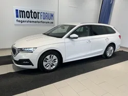 Vit Begagnad 2022 Skoda Octavia Ambition Kombi | 219 000 kr (Marknadspris)