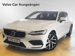 Vit Begagnad 2019 Volvo V60 Momentum Kombi | 299 900 kr (Marknadspris)