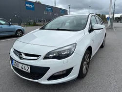 Vit Begagnad 2013 Opel Astra Kombi | 74 900 kr (Marknadspris)