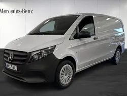 Vit Ny 2025 Mercedes Vito Minibuss | 637 800 kr (Dyr)