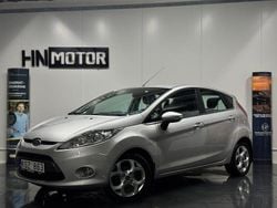 Grå Begagnad 2010 Ford Fiesta Titanium Halvkombi | 59 900 kr (Lite dyr)