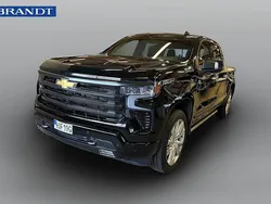 Svart Begagnad 2023 Chevrolet Silverado Van | 929 900 kr (Superpris)