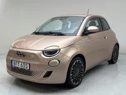 Röd Begagnad 2021 Fiat 500e La Prima | 219 000 kr (Dyr)