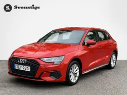 Röd Begagnad 2022 Audi A3 Sportback Halvkombi | 239 900 kr (Marknadspris)