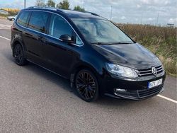 Svart Begagnad 2014 VW Sharan Minibuss | 169 000 kr (Marknadspris)