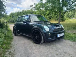 Grön Begagnad 2003 Mini Cooper S Halvkombi | 53 000 kr