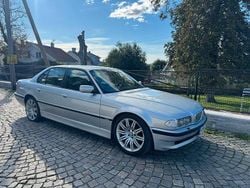 Silver Begagnad 2000 BMW 740 M Sport Sedan | 69 000 kr