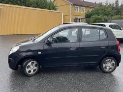 Svart Begagnad 2010 Kia Picanto 4 Halvkombi | 27 900 kr (Bra pris)