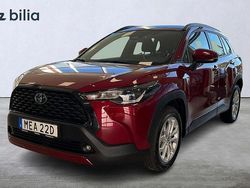 Röd Begagnad 2024 Toyota Corolla Cross Active SUV | 359 900 kr (Marknadspris)