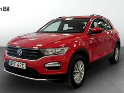 Röd Begagnad 2021 VW T-Roc SUV | 269 900 kr (Marknadspris)