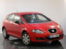 Röd Begagnad 2006 Seat Leon Halvkombi | 22 901 kr (Marknadspris)