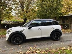Vit Begagnad 2011 Mini Cooper D Countryman SUV | 62 000 kr (Marknadspris)