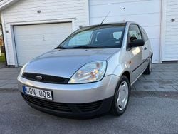 Begagnad 2004 Ford Fiesta Halvkombi | 28 000 kr (Lite dyr)