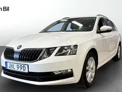 Vit Begagnad 2019 Skoda Octavia Kombi | 189 900 kr (Marknadspris)