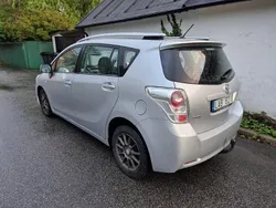 Silver Begagnad 2011 Toyota Verso Minibuss | 47 900 kr (Marknadspris)