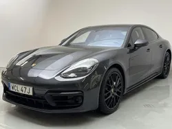Grå Begagnad 2023 Porsche Panamera Sport Sedan | 899 000 kr