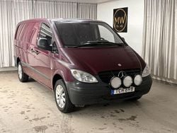 Röd Begagnad 2007 Mercedes Vito Minibuss | 59 900 kr (Lite dyr)