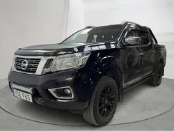Svart Begagnad 2017 Nissan Navara Pickup | 219 000 kr (Bra pris)