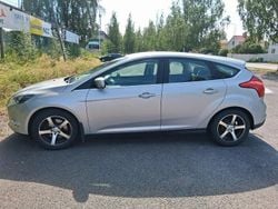 Grå Begagnad 2012 Ford Focus Titanium Halvkombi | 43 000 kr (Bra pris)
