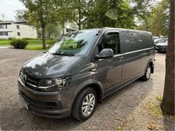 Grå Begagnad 2017 VW T6 Van | 129 000 kr (Marknadspris)