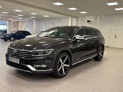 Mangangrå metallic Begagnad 2019 VW Passat Alltrack Kombi | 269 900 kr (Dyr)